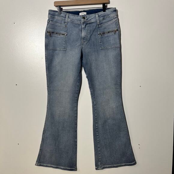 Forever 21 Premium Denim Blue Jeans Flared Boot Cut Flex Womans Size 30 - Picture 1 of 6